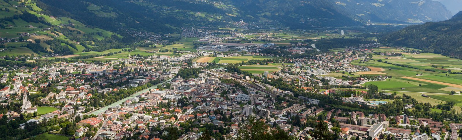 Luftaufnahme vom Talboden Lienz in Osttirol